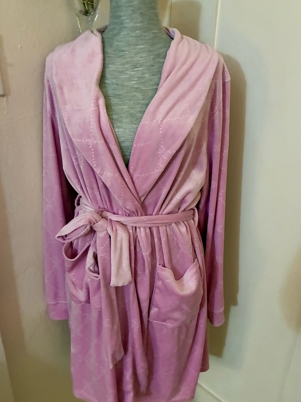 JUICY COUTURE Plush Pink Women's Hooded Robe🌸